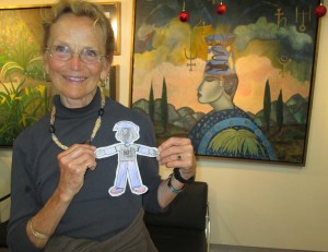 Flat Stanley arrives in the mail in SMA at La Conexion